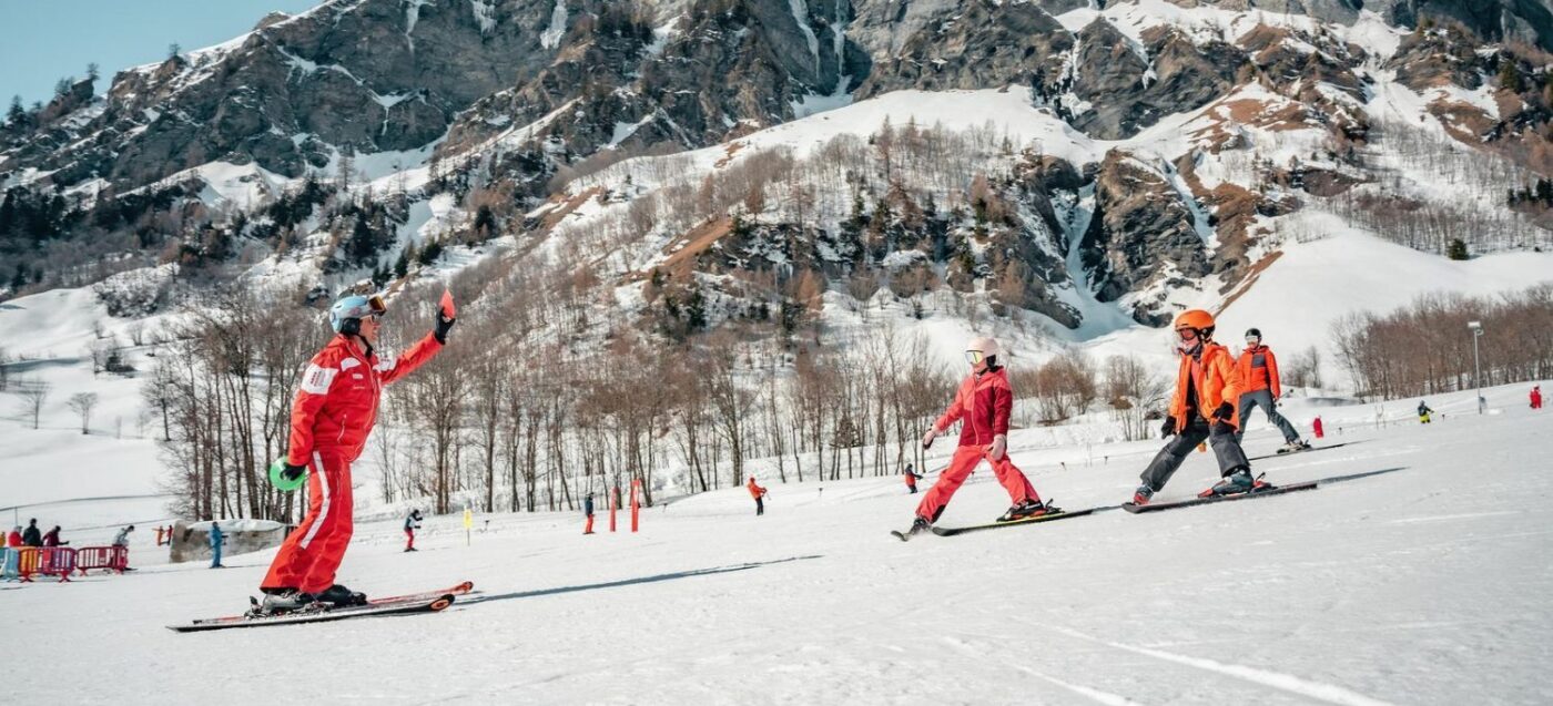 Bonheur en famille à l'hôtel de ski