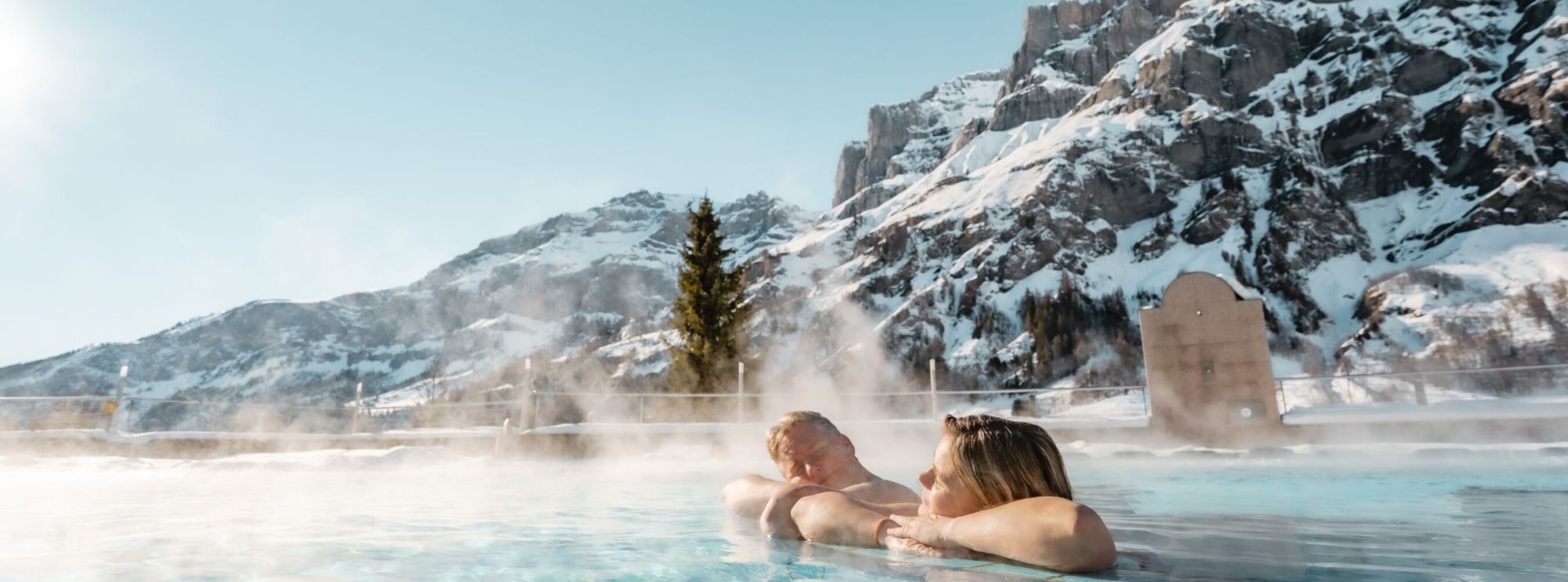 Leukerbad Wellness und Thermalbad Alpentherme im Winter