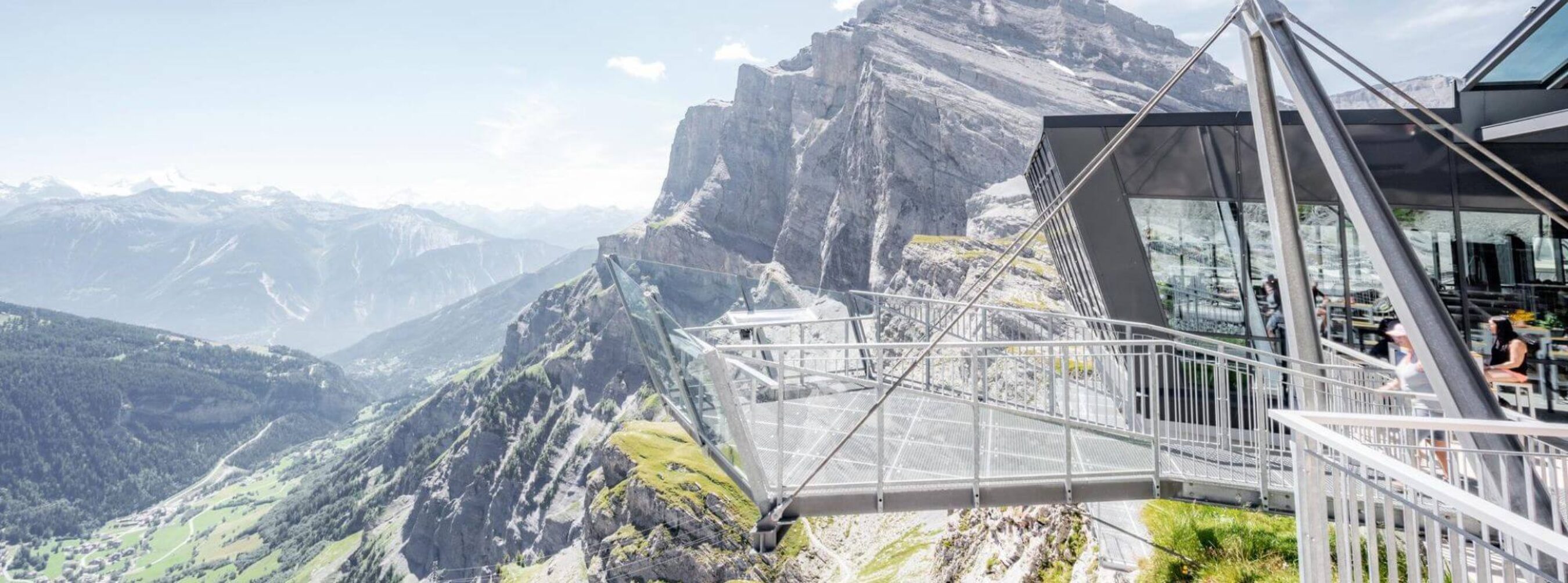 Viewpoint auf der Gemmi in Leukerbad im Sommer